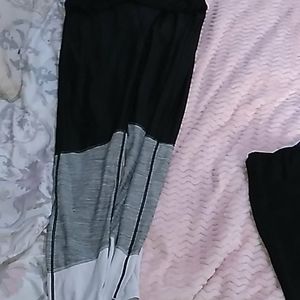 Black grey white leggings